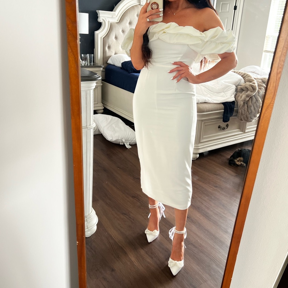 Hello Molly white midi dress